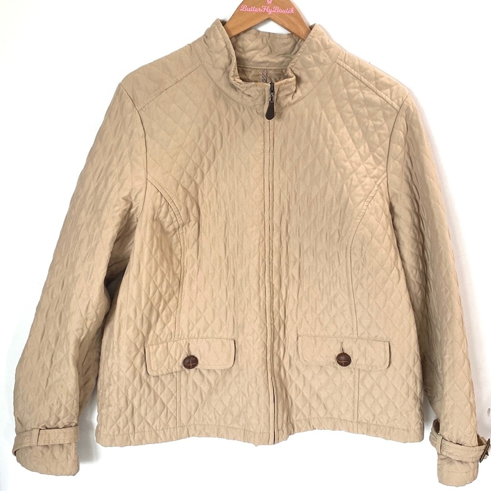 (A53) Merona Long-sleeve Women’s tan‎ quilted jacket, Size Large